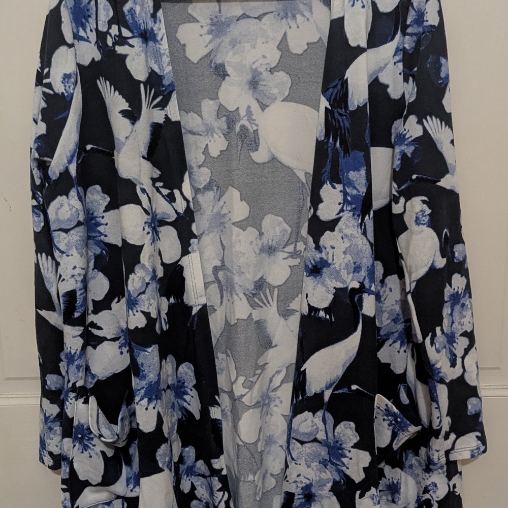 LuLaRoe Blue and White Floral Kimono